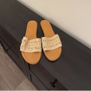 Women's Tan Woven Slide Sandals